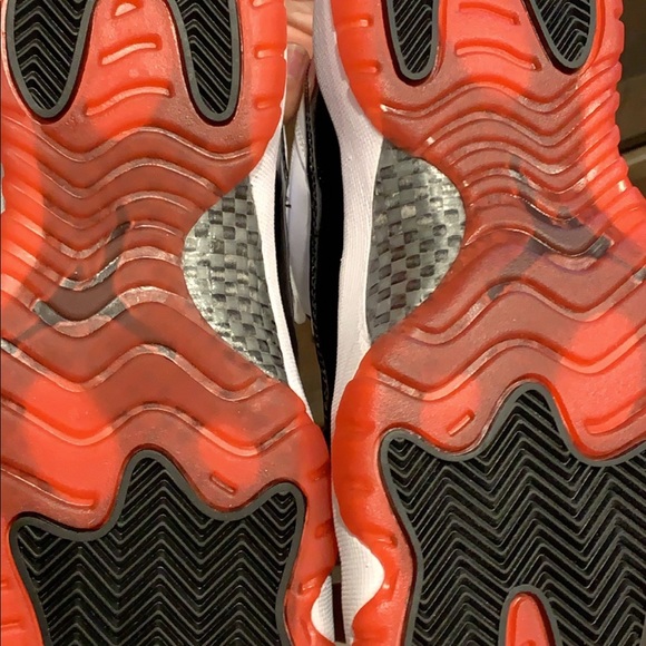 Jordan 11 Retro Low Concord Bred - Picture 4 of 4